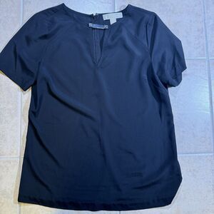 MK Black Short Sleeve Top Blouse Women’s Size 4 Michael Kors Solid Black Keyhole